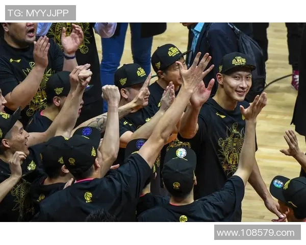 广东宏远队再夺CBA总冠军，谭凯神奇绝杀成为赛季最大惊喜