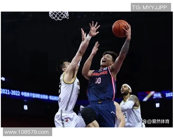 广东男篮外援黑镇宇恶语公开道歉！停赛2场罚款10万元