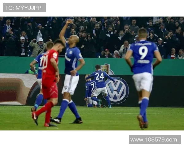 汉堡队再次降级,遭遇德甲历史性滑铁卢 汉堡队再次降级,遭遇德甲历史性滑铁卢