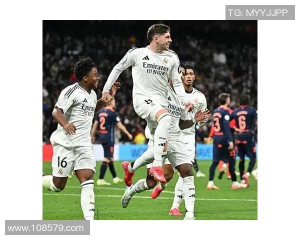 皇马主场对阵曼联,C罗复出登场欲再绽放巨星光芒 皇马主场对阵曼联,C罗复出登场欲再绽放巨星光芒